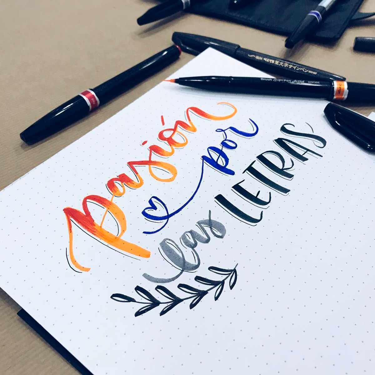 lettering a mano